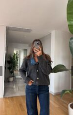 Grey sweater with denim collar - Image 3